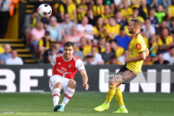 watford 2 2 arsenal cong lam thu pha phao thu nhoc nhan kiem 1 diem