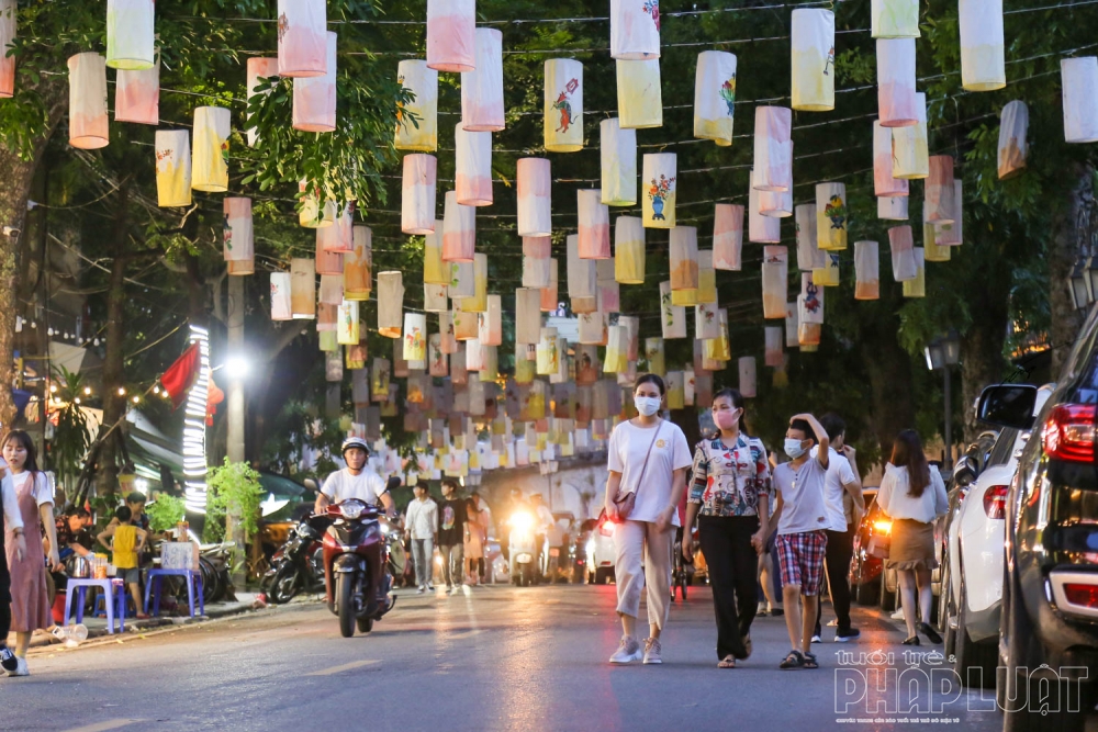 Cấm đường trên phố Phùng Hưng trong 3 ngày để phục vụ hoạt động văn hóa