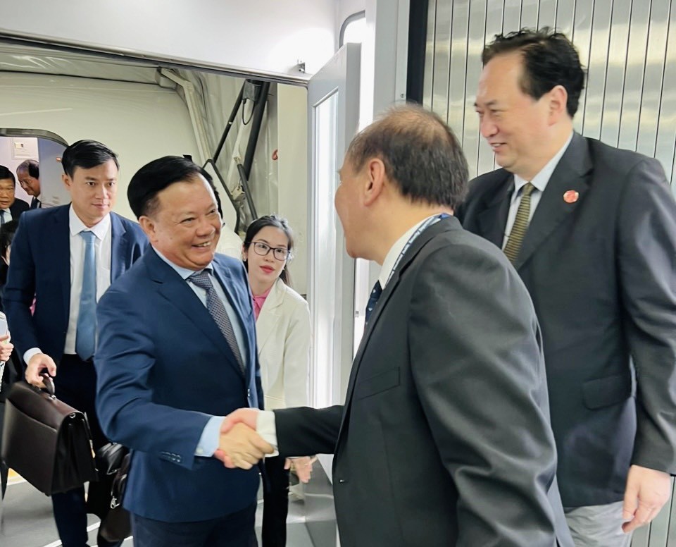 Đoàn đại biểu cấp cao TP Hà Nội thăm, làm việc tại Trung Quốc
