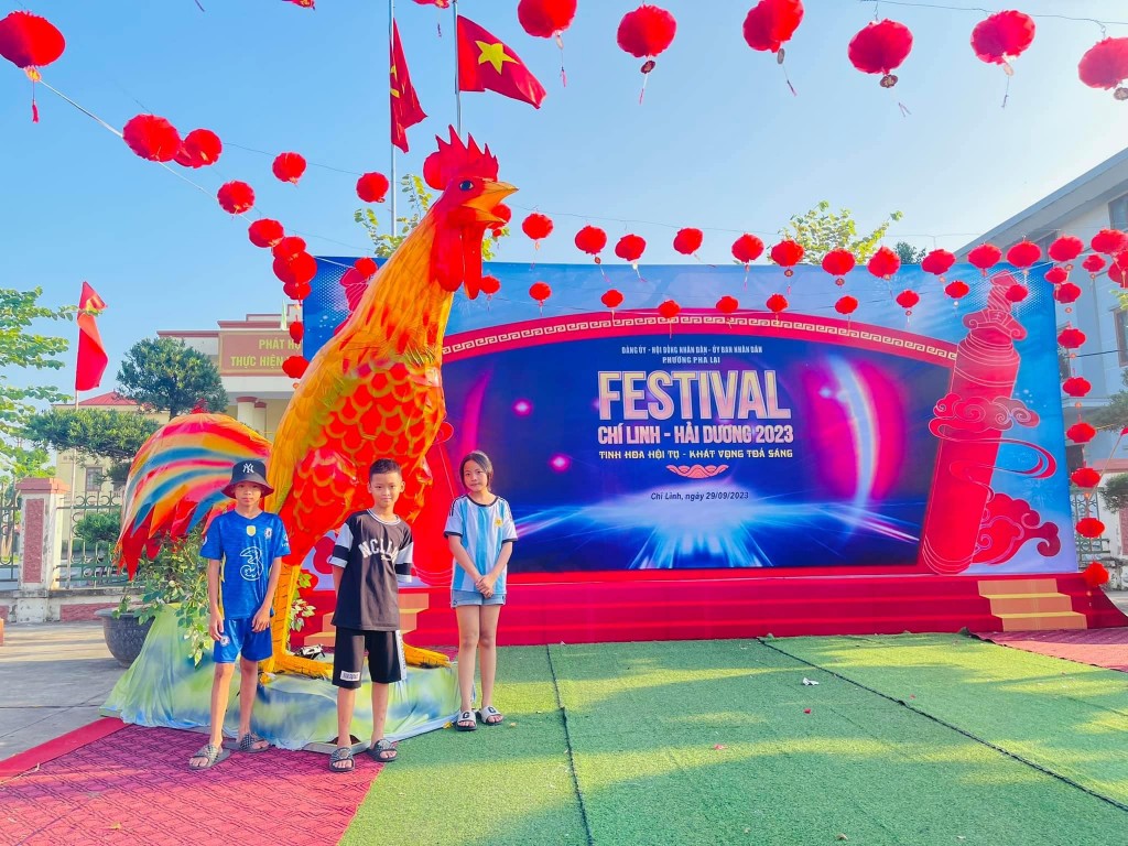 Festival Chí Linh 2023: Háo hức màn trình diễn mô hình đèn Trung thu khổng lồ