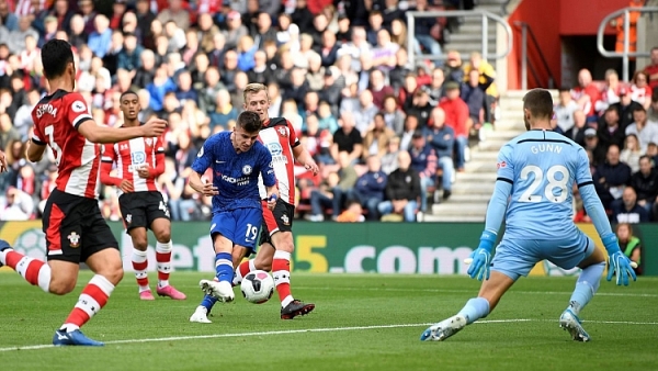 southampton 1 4 chelsea hang cong bung no the blues thang tran thu 4 lien tiep