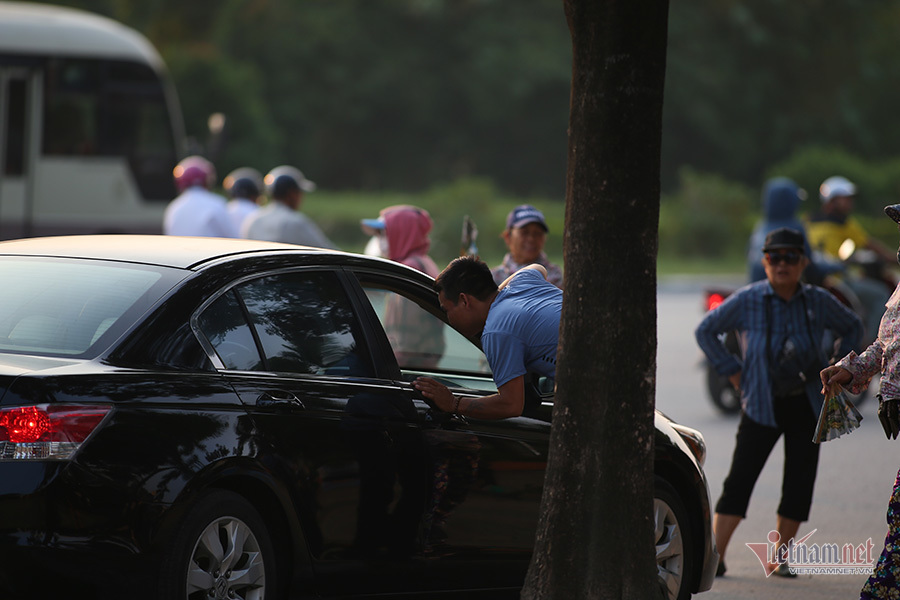 ve cho den tran viet nam vs malaysia tang vot 4 trieu dongcap