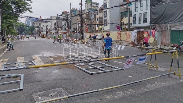 rao chan duong quoc tu giam de lam duong sat nhon ga ha noi