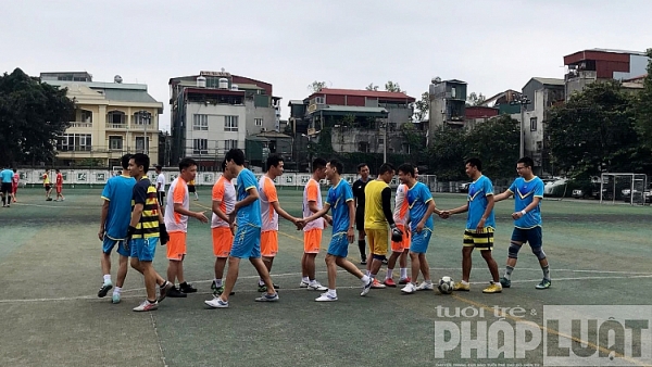 Lần đầu tiên Báo Tuổi trẻ Thủ đô vào bán kết giải bóng đá Hội khỏe Hội Nhà báo Hà Nội mở rộng lan dau tien bao tuoi tre thu do vao ban ket giai bong da hoi khoe hoi nha bao ha noi mo rong