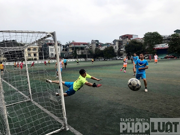 Lần đầu tiên Báo Tuổi trẻ Thủ đô vào bán kết giải bóng đá Hội khỏe Hội Nhà báo Hà Nội mở rộng lan dau tien bao tuoi tre thu do vao ban ket giai bong da hoi khoe hoi nha bao ha noi mo rong