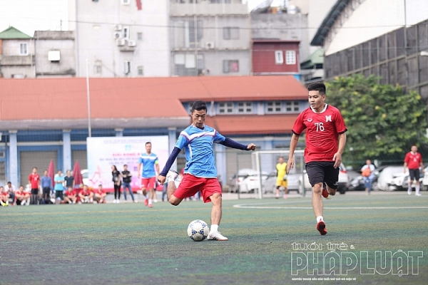 ong vua ve nhi goi ten tuoi tre thu do