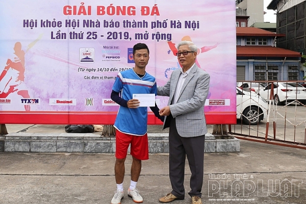 ong vua ve nhi goi ten tuoi tre thu do