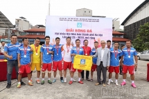 "Ông vua về nhì" gọi tên Tuổi trẻ Thủ đô