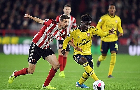 sheffield united 1 0 arsenal hang cong vo duyen phao thu de thua muoi mat