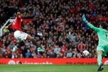 Man Utd gặp cạm bẫy, Solskjaer chờ tinh thần Liverpool