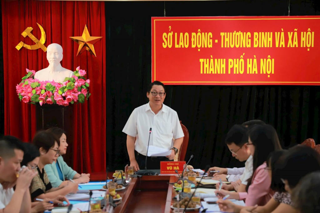 Phó Trưởng ban Thường trực ban Dân vận Thành ủy Vũ Hà phát biểu kết luận.