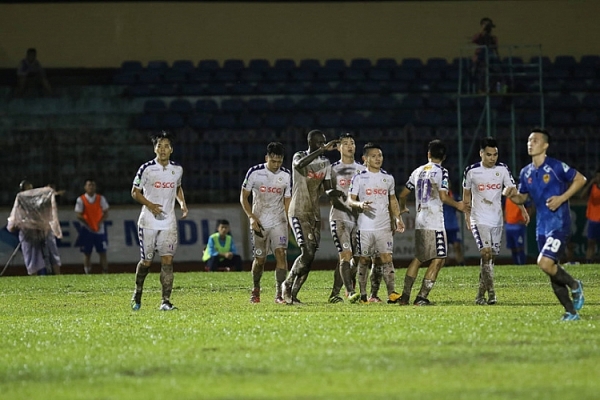 quang nam 1 2 ha noi fc van quyet toa sang doi bong thu do gianh cu dup danh hieu