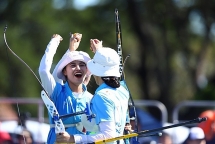 Cập nhật SEA Games 30 (8/12): Bội thu vàng từ Bắn cung, Đấu kiếm