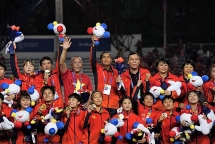 dt bong da nu quyet o lai philippines co vu u22 viet nam gianh cup