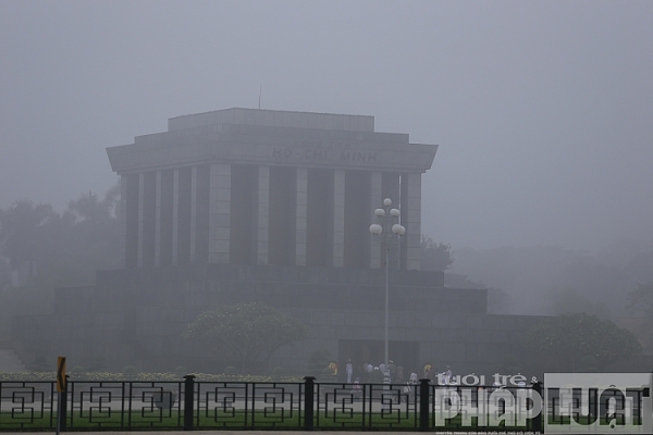 ha noi chim trong suong mu day dac