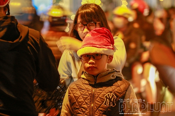 co mot ha noi long lanh va an lanh trong dem giang sinh