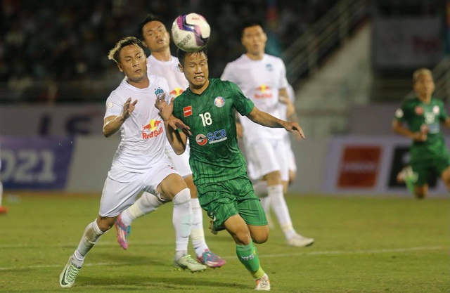 HA Gia Lai thua Sài Gòn FC trong ngày HLV Kiatisuk ra mắt - 2