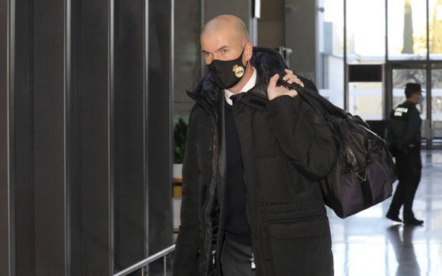 Real Madrid đón tin sốc khi HLV Zidane nhiễm Covid-19