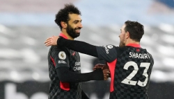 Salah "thông nòng", Liverpool đánh hạ West Ham