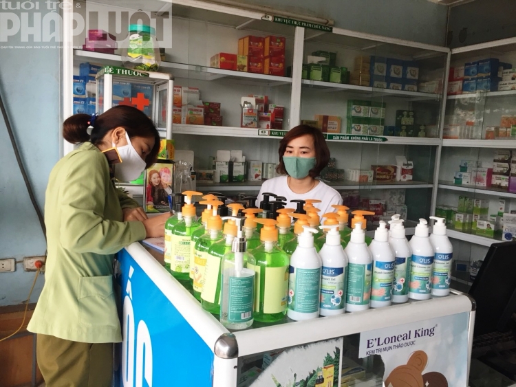 Bắc Giang: Bán nước rửa tay khô không niêm yết giá theo qui định bị phạt 750.000 đồng