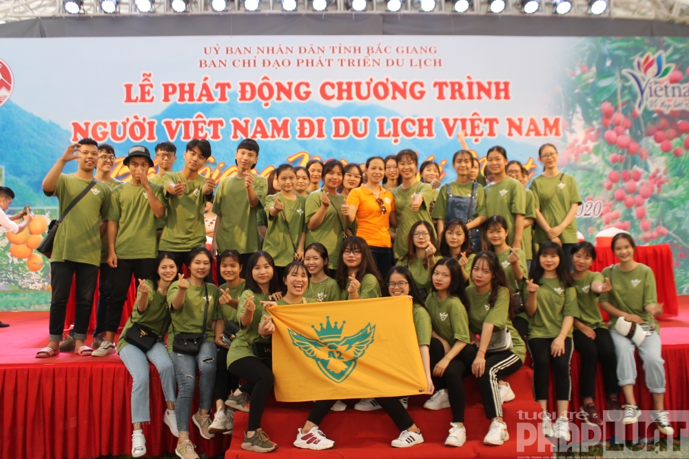 bac giang mua trai ngot gop suc vao chuong trinh nguoi viet nam di du lich viet nam