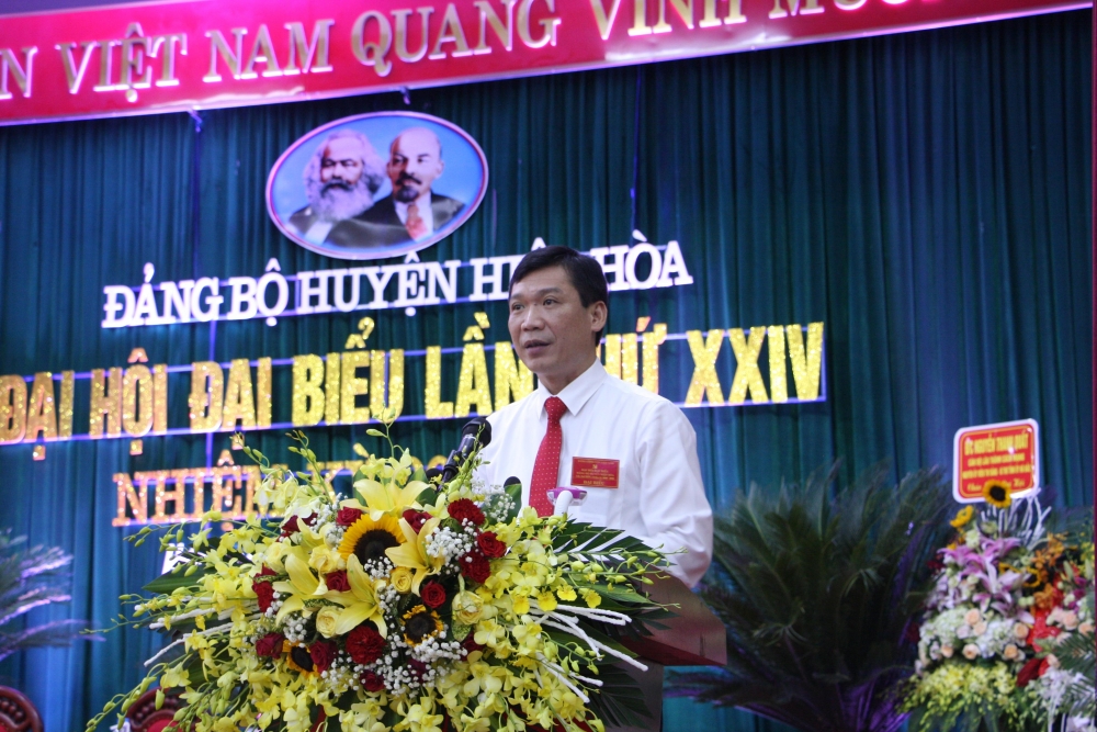 bac giang ong ngo tien dung tiep tuc giu chuc bi thu huyen uy hiep hoa khoa xxiv nhiem ky 2020 2025