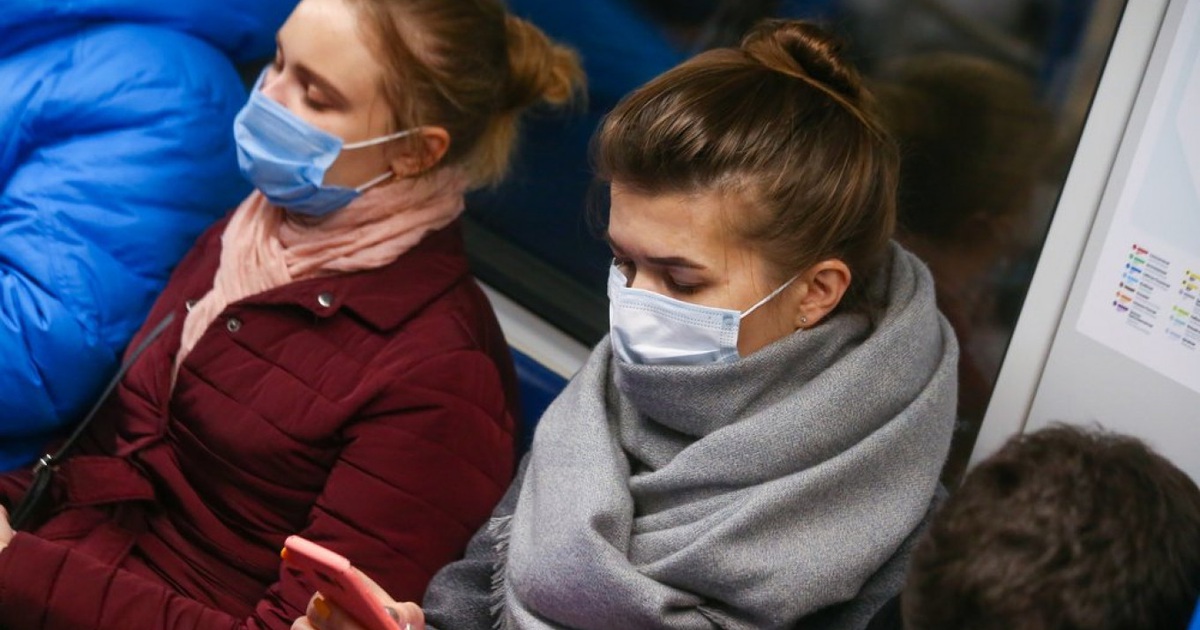 Covid-19 bùng phát mạnh, Nga ban lệnh đeo khẩu trang toàn quốc