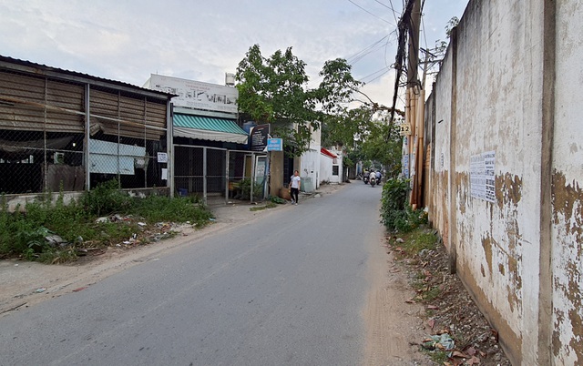 Tên cướp kéo lê cô gái hơn 500m trên đường phố Sài Gòn - 4