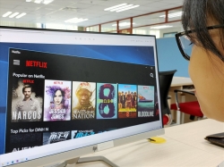 Netflix, Apple TV: 1 triệu thuê bao, 1.000 tỉ đồng, và… 0 đồng tiền thuế