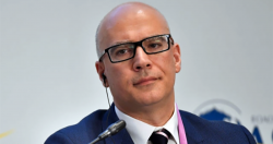 Câu chuyện chuyển đổi số: "Gã khổng lồ" hay "kẻ tí hon" có lợi thế?