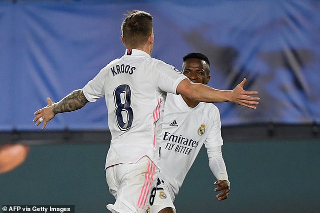 Real Madrid 3-1 Bilbao: Kroos, Benzema tỏa sáng - 4