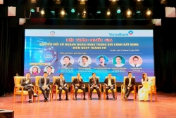 Chuyển đổi số - chìa khóa “biến nguy thành cơ”