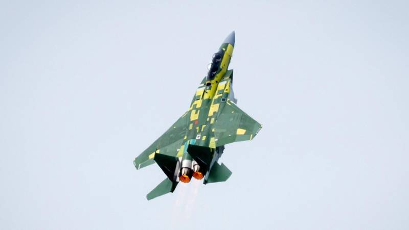Diện mạo mới của “Đại bàng chiến” F-15