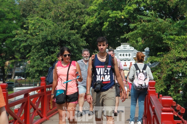 tren 81200 luot khach den ha noi dip nghi tet duong lich nam 2020