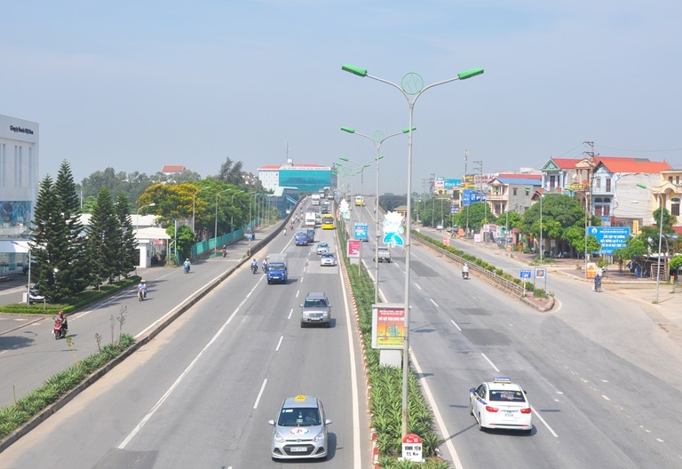 Hạ tầng giao thông thành phố Phúc Yên được đầu tư đồng bộ, hiện đại, xứng tầm là một trong những trung tâm KT- XH trọng điểm của tỉnh.