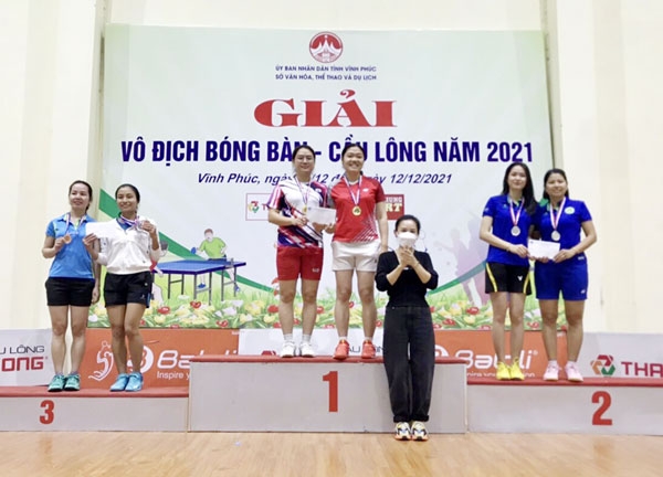 Thành phố Vĩnh Yên đã giành trọn vẹn 9/9 huy chương vàng tại giải vô địch Bóng bàn - Cầu lông tỉnh Vĩnh Phúc.
