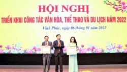 vinh phuc trung tam van hoa thong tin va the thao tp vinh yen duoc bo truong tang bang khen