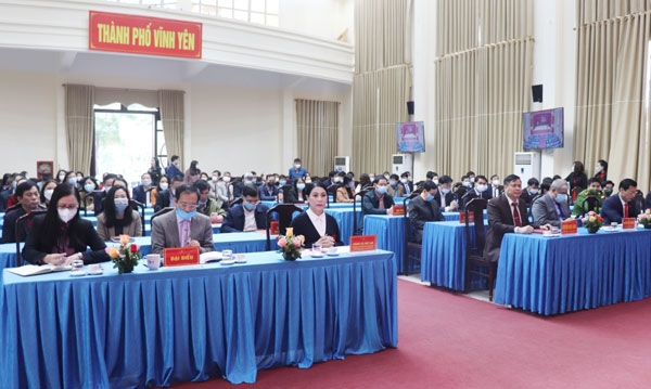 Đại biểu dự hội nghị triển khai nhiệm vụ năm 2022 của Đảng bộ thành phố