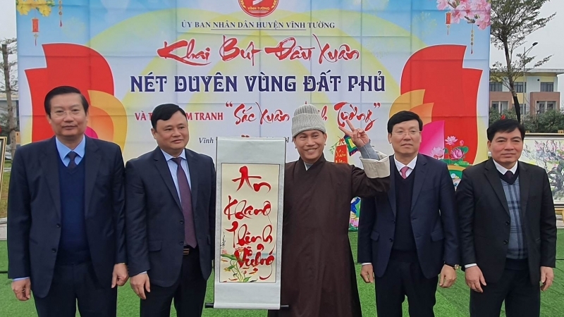 Vĩnh Phúc: "Khai bút đầu Xuân – Nét duyên vùng đất "Phủ" và triển lãm tranh "Sắc Xuân Vĩnh Tường"