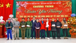 Công ty cổ phần Tập đoàn sản xuất Thép Việt Đức tổ chức chương trình "Xuân yêu thương"