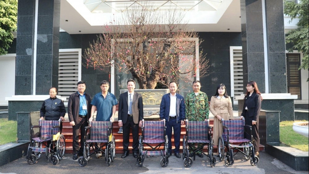 Huyện Bình Xuyên chăm lo Tết cho gia đình chính sách và người nghèo