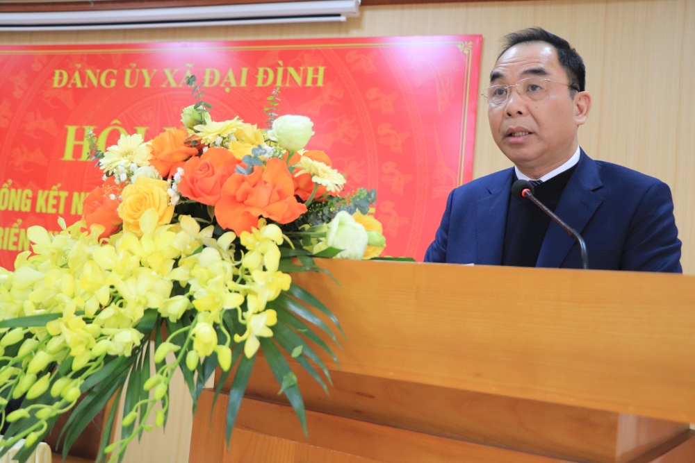 Đồng chí Trần Thái Sơn, Bí thư Đảng ủy, Chủ tịch HĐND xã Đại ĐÌnh phát biểu.