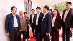 cu tri tinh phu tho gui gam niem tin ky vong truoc them dai hoi xiv cua dang