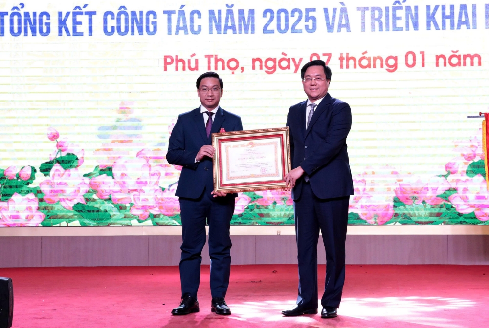 Sở Xây dựng tỉnh Phú Thọ được tặng Cờ thi đua của Thủ tướng Chính phủ