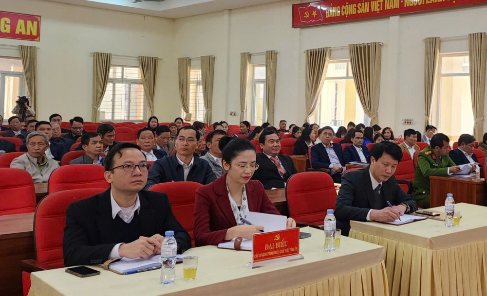 Đại biểu dự hội nghị.