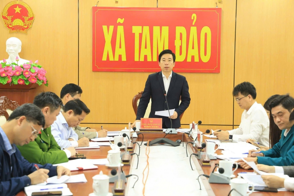 Đồng chí Nguyễn Anh Tú – Chủ tịch UBND xã Tam Đảo trực tiếp chỉ đạo triển khai đồng bộ các giải pháp phát triển du lịch trên địa bàn.