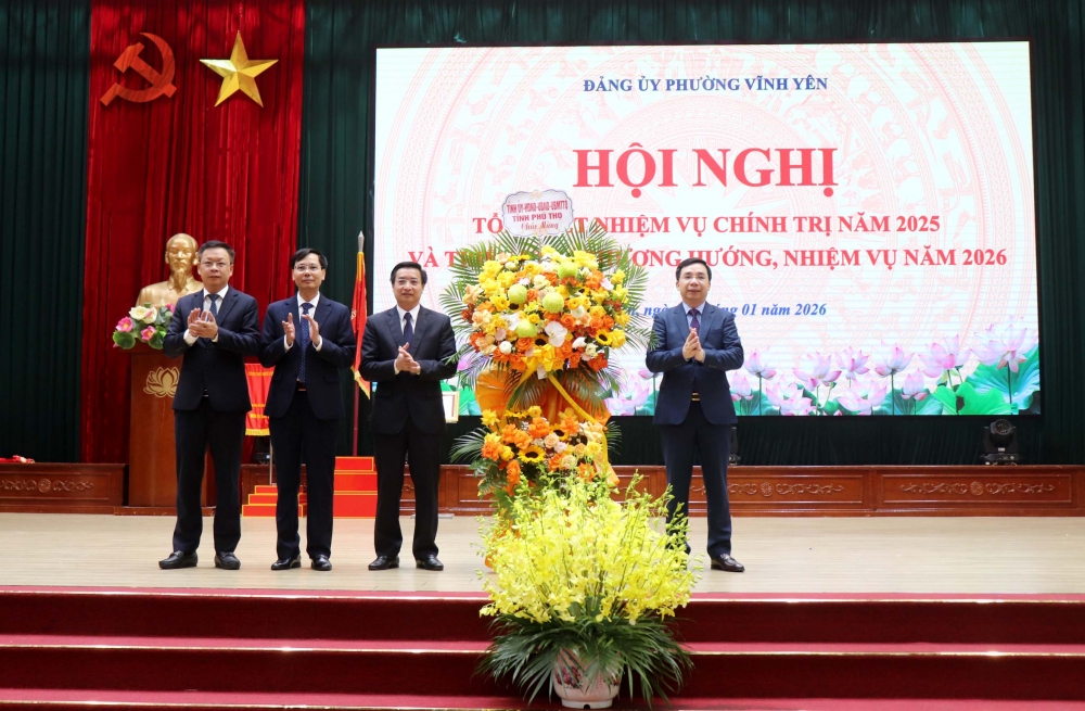 Phường Vĩnh Yên vinh dự được Chủ tịch nước tặng thưởng Huân chương Lao động hạng Nhì Phường Vĩnh Yên vinh dự được Chủ tịch nước tặng thưởng Huân chương Lao động hạng Nhì