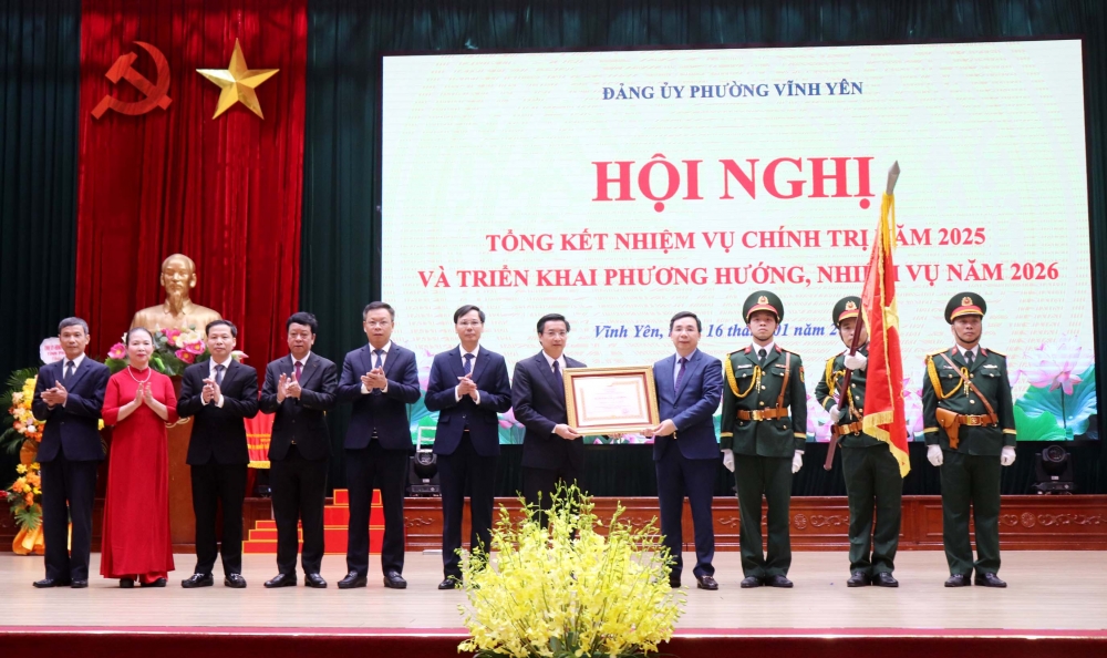 Phường Vĩnh Yên vinh dự được Chủ tịch nước tặng thưởng Huân chương Lao động hạng Nhì Phường Vĩnh Yên vinh dự được Chủ tịch nước tặng thưởng Huân chương Lao động hạng Nhì