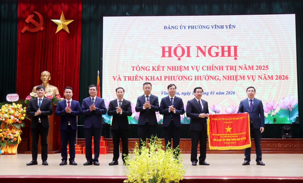 Phường Vĩnh Yên vinh dự được Chủ tịch nước tặng thưởng Huân chương Lao động hạng Nhì Phường Vĩnh Yên vinh dự được Chủ tịch nước tặng thưởng Huân chương Lao động hạng Nhì