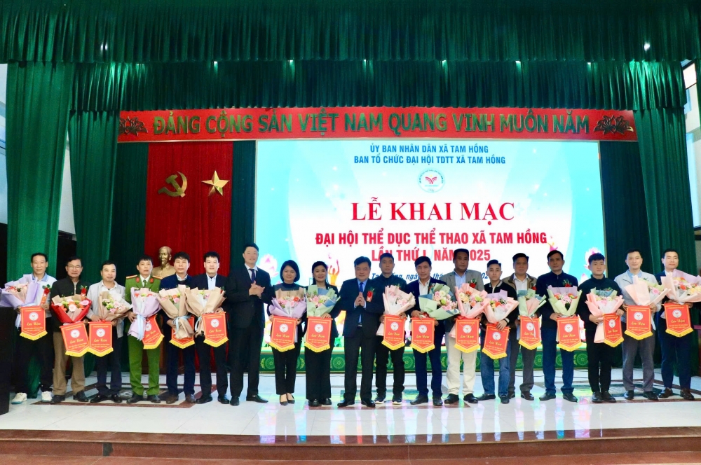 Xã Tam Hồng: Đẩy mạnh phát triển phong trào thể dục thể thao quần chúng Xã Tam Hồng: Đẩy mạnh phát triển phong trào thể dục thể thao quần chúng